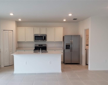 3910 Amers Loop - Photo Thumbnail 13