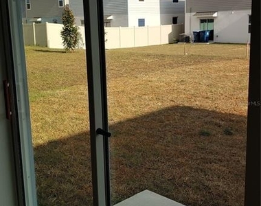 3910 Amers Loop - Photo Thumbnail 11