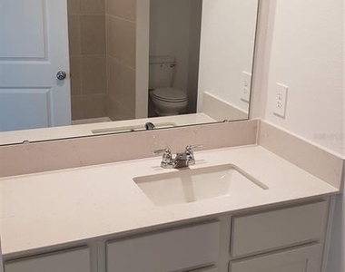 3910 Amers Loop - Photo Thumbnail 32