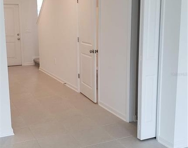 3910 Amers Loop - Photo Thumbnail 3