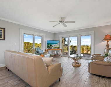 8700 Ridgewood Avenue - Photo Thumbnail 7
