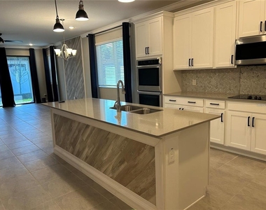 4111 Solamor Street - Photo Thumbnail 6