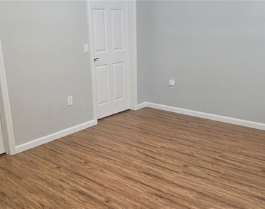 4249 Corrine Drive - Photo Thumbnail 62
