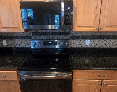 4249 Corrine Drive - Photo Thumbnail 75
