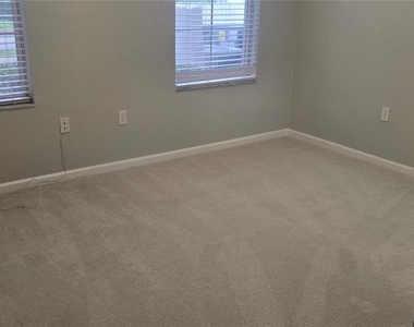 4249 Corrine Drive - Photo Thumbnail 91