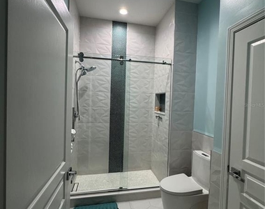 200 Ocean Crest Drive - Photo Thumbnail 44
