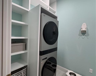 200 Ocean Crest Drive - Photo Thumbnail 52