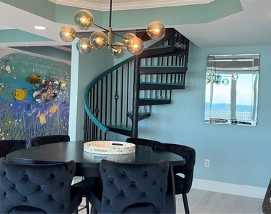 200 Ocean Crest Drive - Photo Thumbnail 17