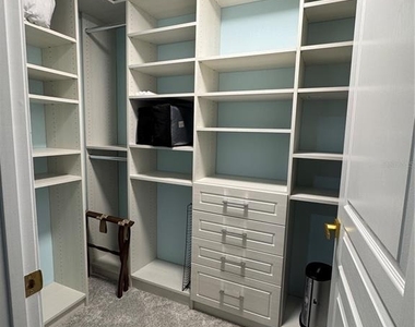 200 Ocean Crest Drive - Photo Thumbnail 45