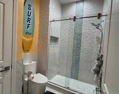 200 Ocean Crest Drive - Photo Thumbnail 49