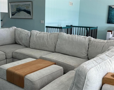 200 Ocean Crest Drive - Photo Thumbnail 21