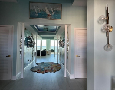200 Ocean Crest Drive - Photo Thumbnail 1