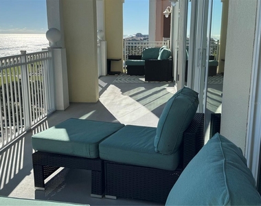 200 Ocean Crest Drive - Photo Thumbnail 55