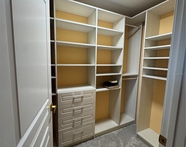 200 Ocean Crest Drive - Photo Thumbnail 50