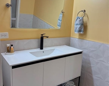 200 Ocean Crest Drive - Photo Thumbnail 47