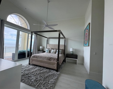 200 Ocean Crest Drive - Photo Thumbnail 24
