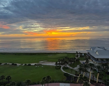 200 Ocean Crest Drive - Photo Thumbnail 58