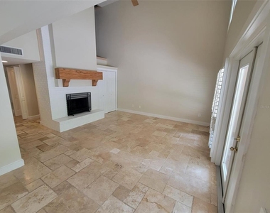 101 Cedar Point Lane - Photo Thumbnail 6