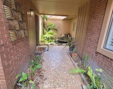 101 Cedar Point Lane - Photo Thumbnail 1