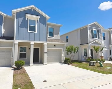 3302 Laurent Loop - Photo Thumbnail 1
