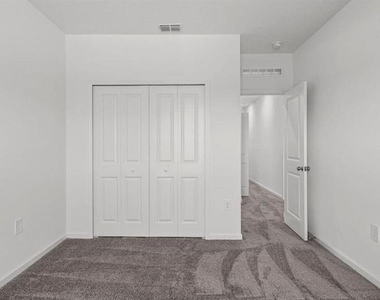 3302 Laurent Loop - Photo Thumbnail 18