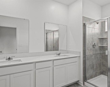 3302 Laurent Loop - Photo Thumbnail 19