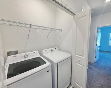 3302 Laurent Loop - Photo Thumbnail 25