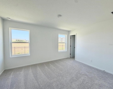 836 Lynx Street - Photo Thumbnail 15