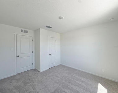 836 Lynx Street - Photo Thumbnail 20