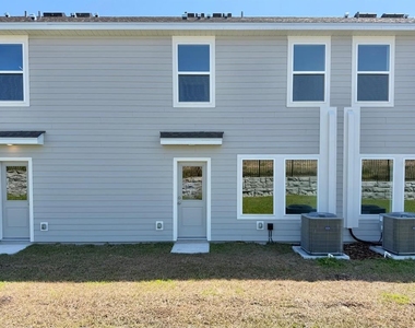 836 Lynx Street - Photo Thumbnail 21