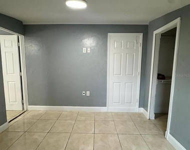 7714 Acadian Drive - Photo Thumbnail 4