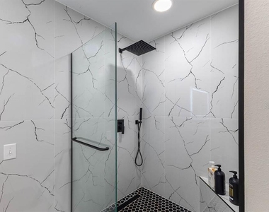 3432 Idlegrove Court - Photo Thumbnail 18