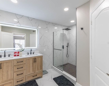 3432 Idlegrove Court - Photo Thumbnail 20