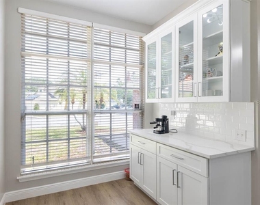 3432 Idlegrove Court - Photo Thumbnail 8