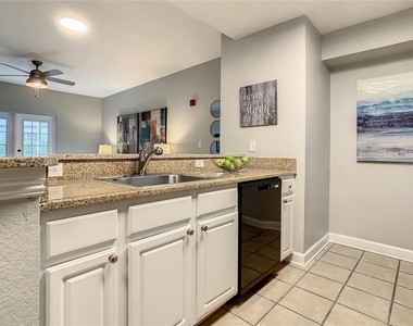 7503 Atlantis Way - Photo Thumbnail 33