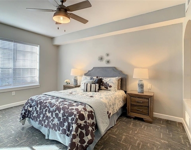 7503 Atlantis Way - Photo Thumbnail 3