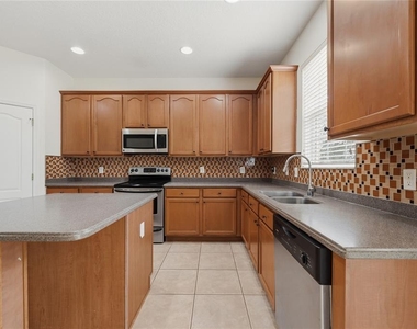 9836 Old Patina Way - Photo Thumbnail 11