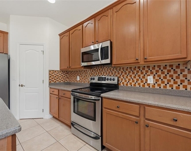 9836 Old Patina Way - Photo Thumbnail 10