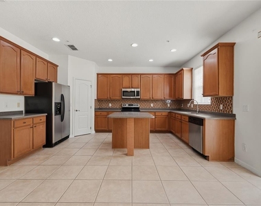 9836 Old Patina Way - Photo Thumbnail 8