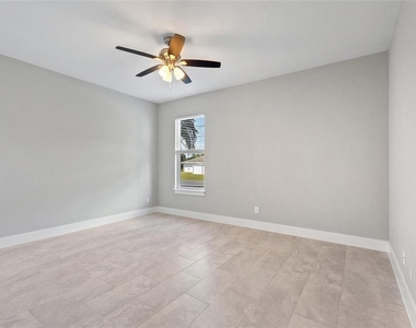 3707 Fontainebleau Street - Photo Thumbnail 13