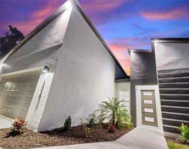 3707 Fontainebleau Street - Photo Thumbnail 2