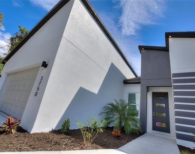 3707 Fontainebleau Street - Photo Thumbnail 3