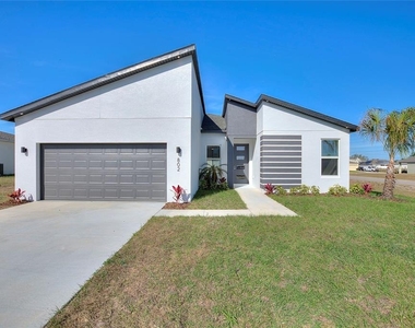 802 James Drive - Photo Thumbnail 1