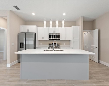 302 Elderberry Court - Photo Thumbnail 9