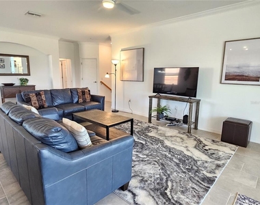 10825 Tarflower Drive - Photo Thumbnail 9