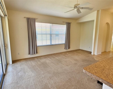904 Casa Del Lago Way - Photo Thumbnail 14