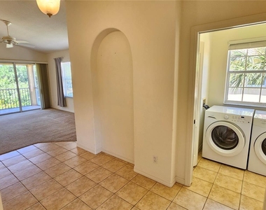 904 Casa Del Lago Way - Photo Thumbnail 38