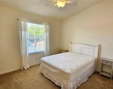 904 Casa Del Lago Way - Photo Thumbnail 31