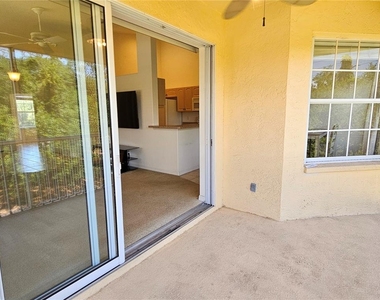 904 Casa Del Lago Way - Photo Thumbnail 12
