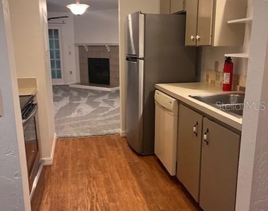 5115 Sw 92nd Court - Photo Thumbnail 4